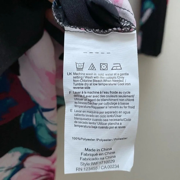 Isaac Mizrahi NYC -  Micro Pleat Peony Print Tunic Top - Picture 5 of 5